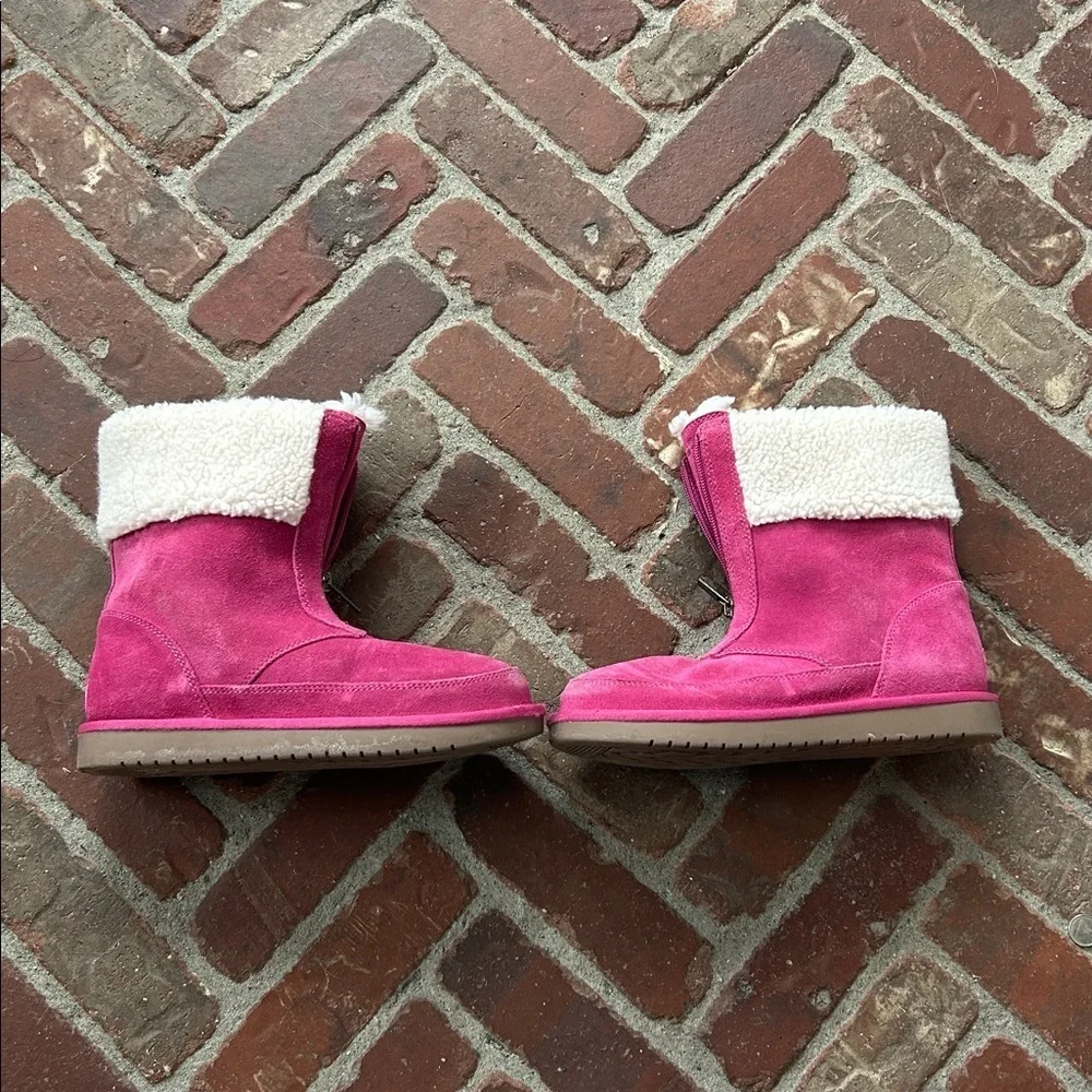 Koolaburra by UGG Lytta Boots in Raspberry Rose